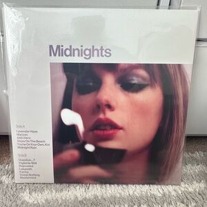 Taylor Swift midnights vinyl (love potion)